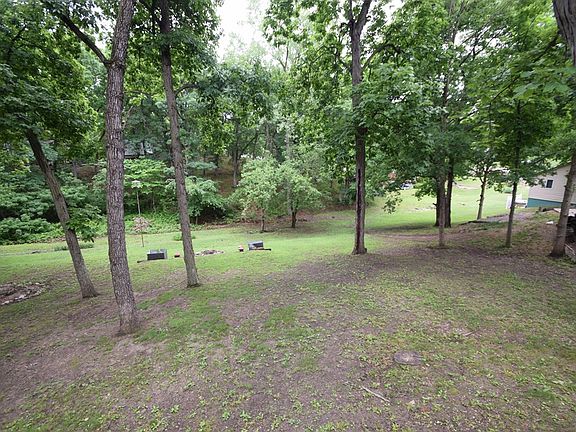 5th image of 11022 Basswood Ct