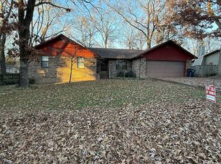 2215 Goff Dr, Batesville, AR 72501