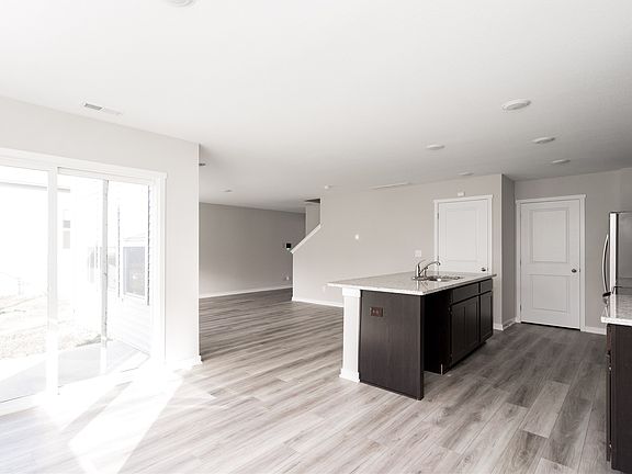 4th image of 4206 NW Linwood Dr