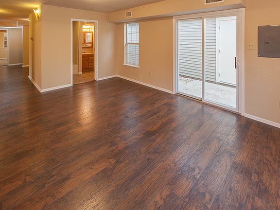 4th image of 2909 Avenue I