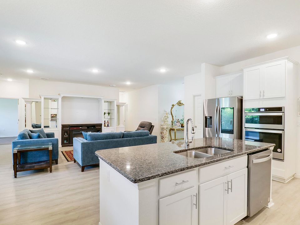 1st image of 1312 SW Leisure Lane