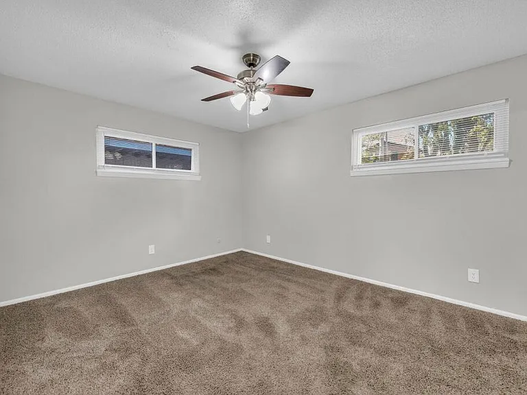 3700-3710 Warwick Blvd — Photo 31