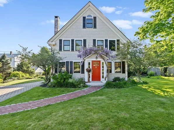 47 Lafayette Ave, Hingham, MA 02043