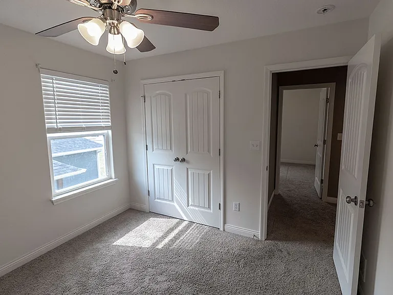 2807 Amberwood Ct — Photo 28