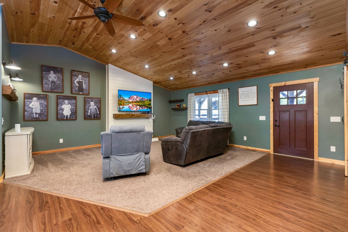 next background image