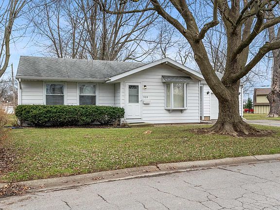 3rd image of 309 Ivy Ln
