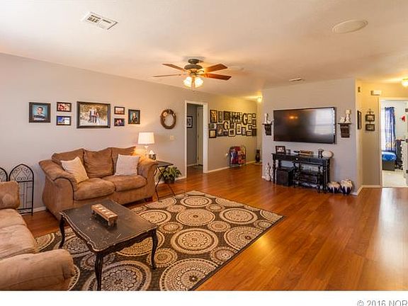 5th image of 440 Lori Ln