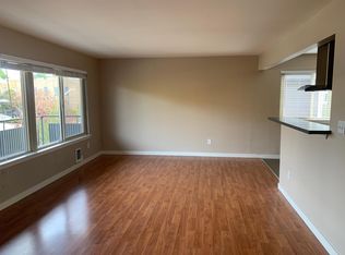 1413 NW 63rd St APT 2, Seattle, WA 98107