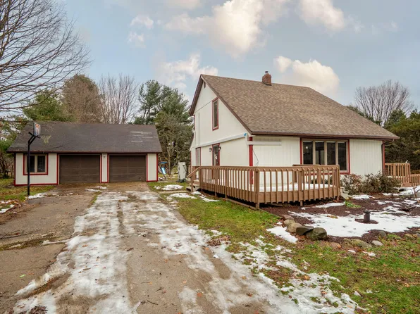 4995 W Us Highway 12, Buchanan, MI 49107