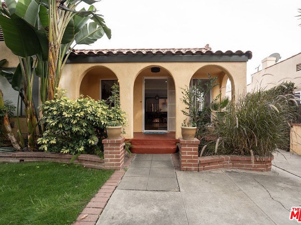 1st image of 1156 Poinsettia Dr