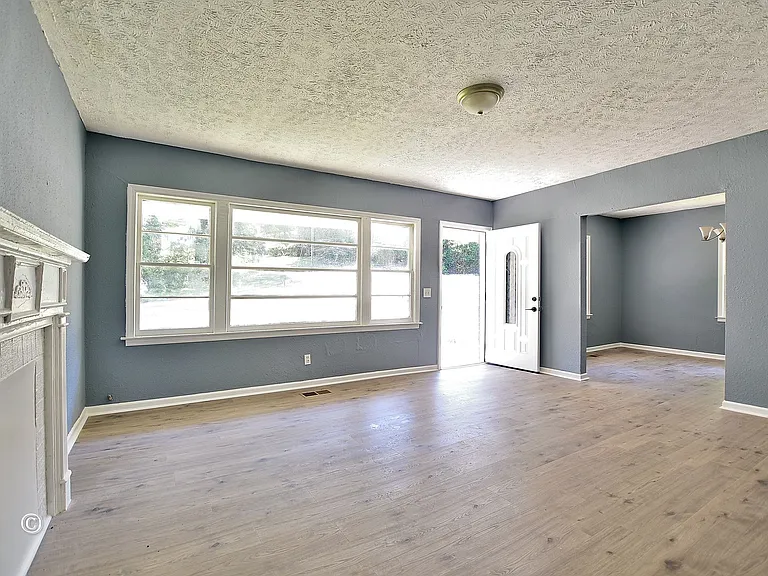 151 Torch Hill Rd — Photo 5