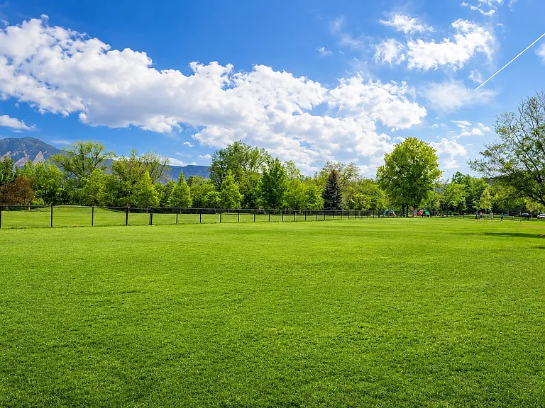 The Howard Heuston Park is a 2 minute walk away.