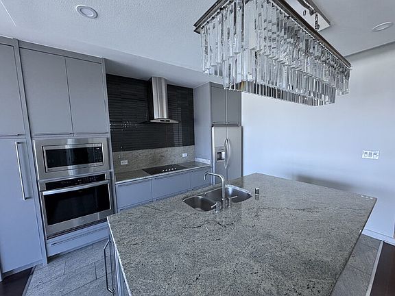 3rd image of 4471 Dean Martin Dr Unit 1006