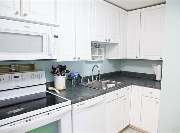 3rd image of 1625 Bulevar Mayor APT K5
