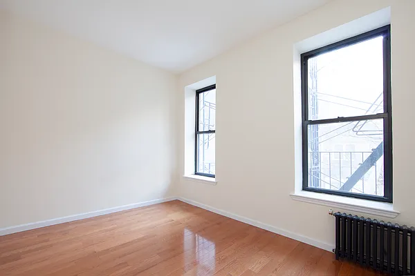 Rented by R New York | media 14