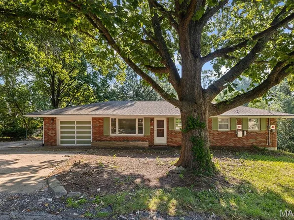 7 Hickerson Pl, Alton, IL 62002