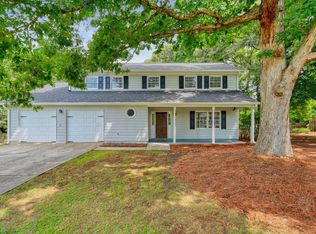 1695 Ridgeway Dr, Lawrenceville, GA 30044
