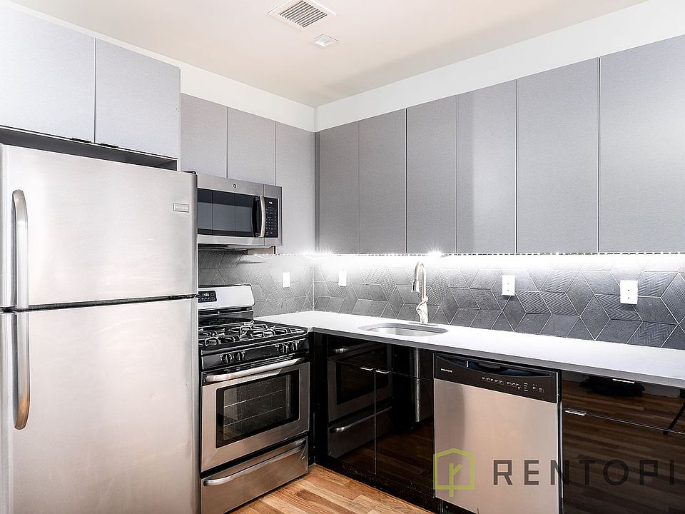1st image of 22 Melrose St #1P