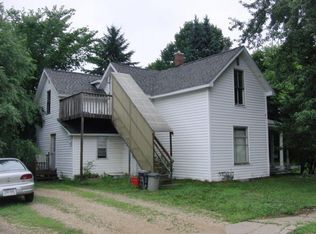 1021 7th St E #UPSTAIRS, Menomonie, WI 54751