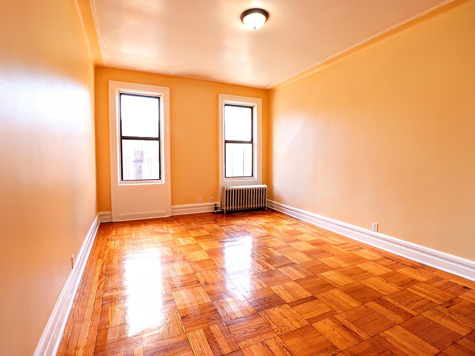 1st image of 2604 University Ave APT 5B