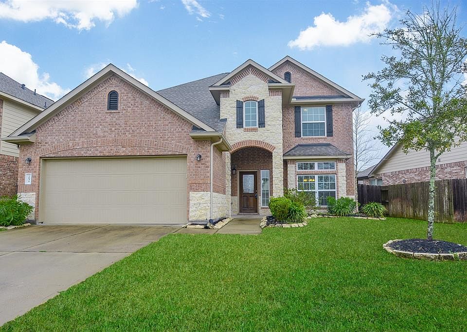 1st image of 7831 Mesquite Manor Ln