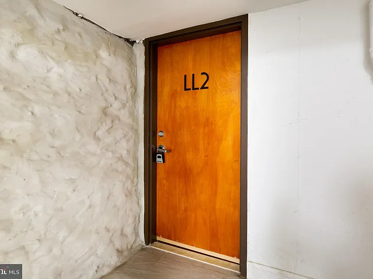 1639 Poplar St #LL2 — Photo 15