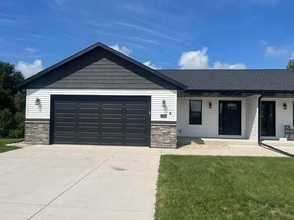 700 N Main St #1, Fall River, WI 53932