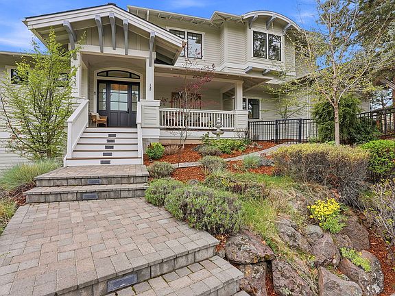 2nd image of 2433 NW Sacagawea Ln