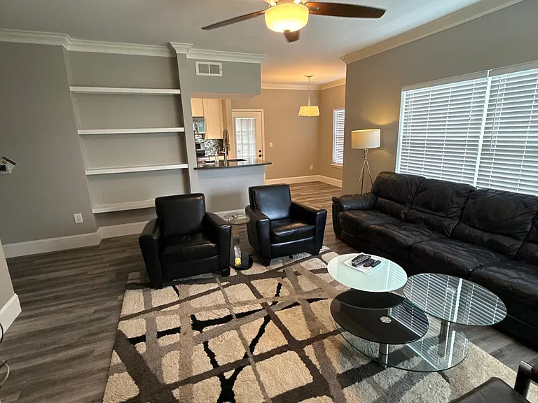 11631 Tomahawk Creek Pkwy #J — Photo 13