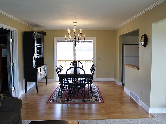 3rd image of 6326 Oak Hill Dr