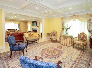 (Undisclosed Address), Great Neck, NY 11023