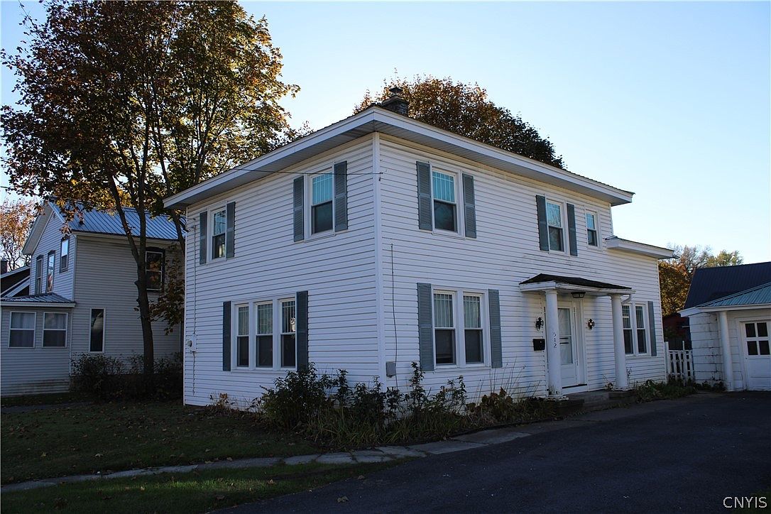 512 St, Watertown, NY 13601 Zillow