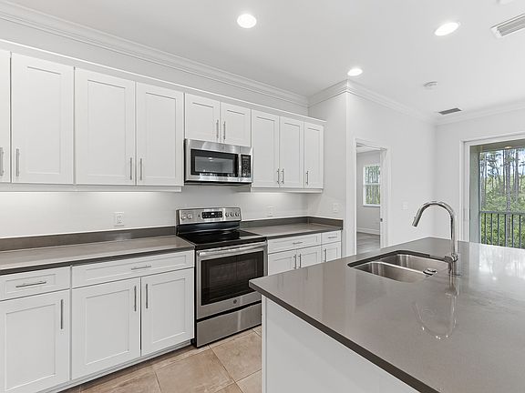 3rd image of 6969 Avalon Cir Unit 1508