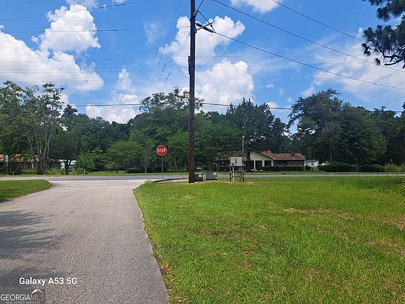 3rd image of 1100 Point Peter Rd