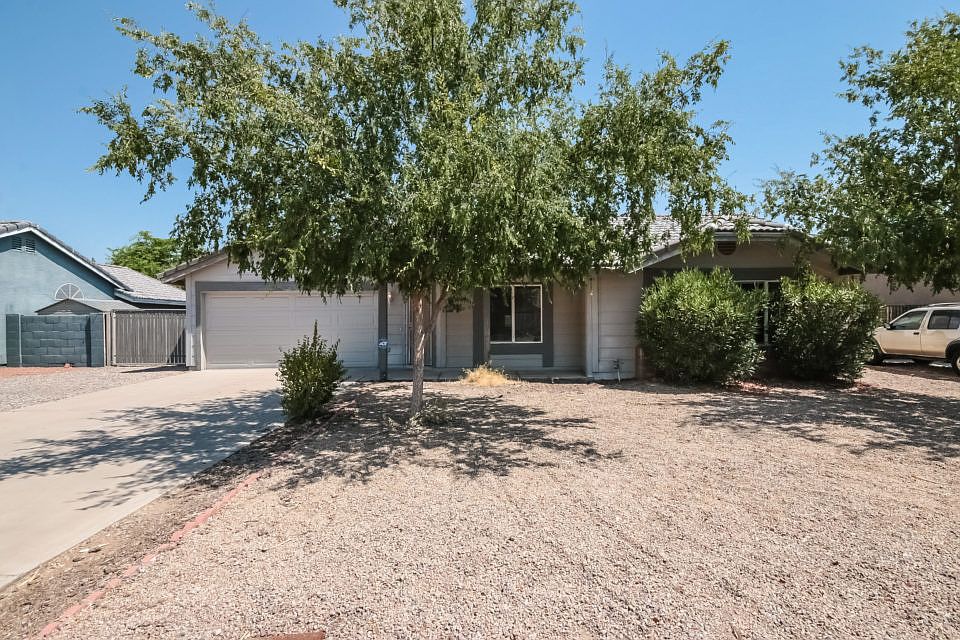 1st image of 8108 W Columbine Dr
