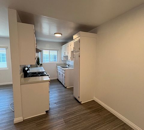 4th image of 2979 W 235th St APT 3