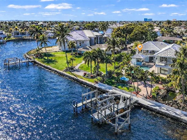 5345 Nautilus Dr, Cape Coral, FL 33904