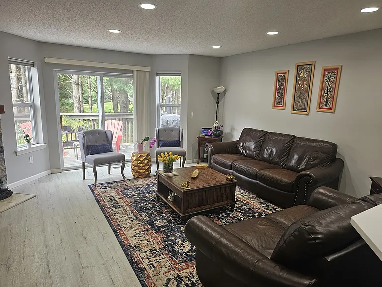 16 Florence Way #16 — Photo 2