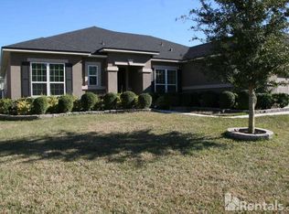 3045 Paddle Creek Dr, Green Cove Springs, FL 32043