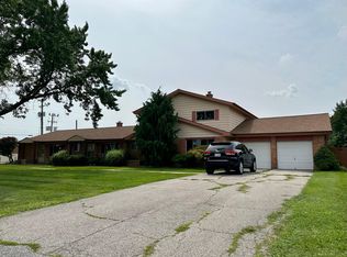 2099 Fabian Dr APT 4, Saginaw, MI