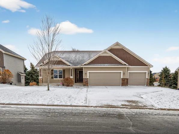 674 Jutland Ave, Shakopee, MN 55379