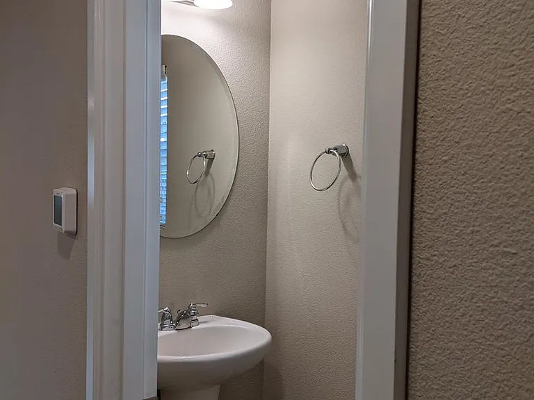 3368 Hoffman Hill Blvd — Photo 8