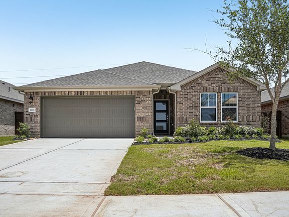 The Henderson floorplan at Southwinds in Baytown, TX.