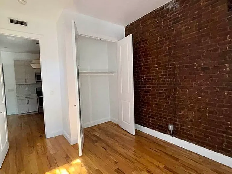 70 Herkimer St #5 — Photo 16