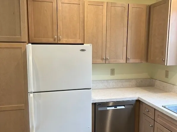 37 Beech St Floor 1, Keene, NH 03431