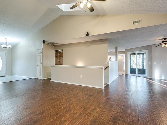 2nd image of 14 Tibberton Circle Dr