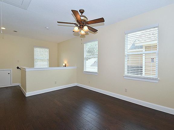 4th image of 10482 Alcott Dr