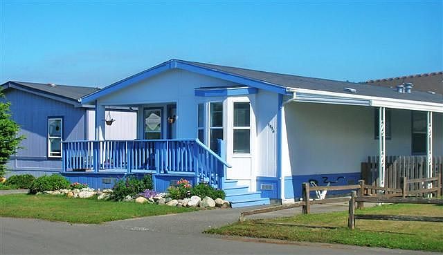 1st image of 1303 Poplar Dr #33