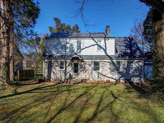 2nd image of 423 Sumpter Ave