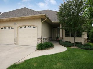 9601 Wolf School Trl, Eden Prairie, MN 55347